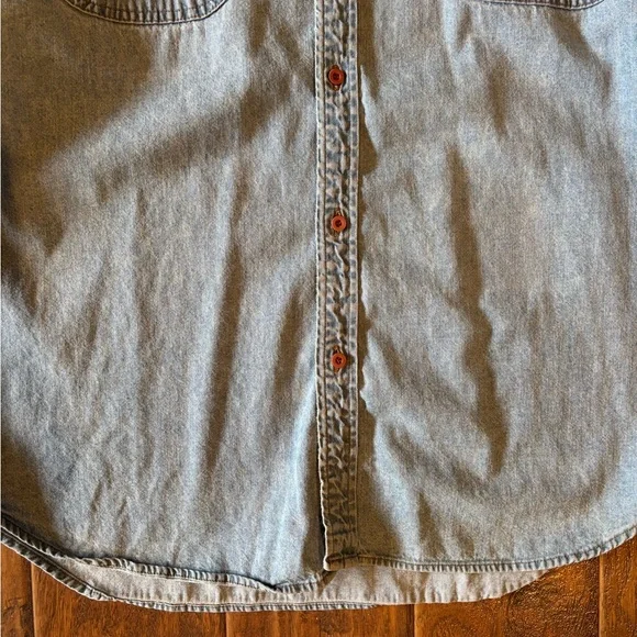 Vintage 90s Fine Line Classic Denim Button-Up - Picture 6 of 8